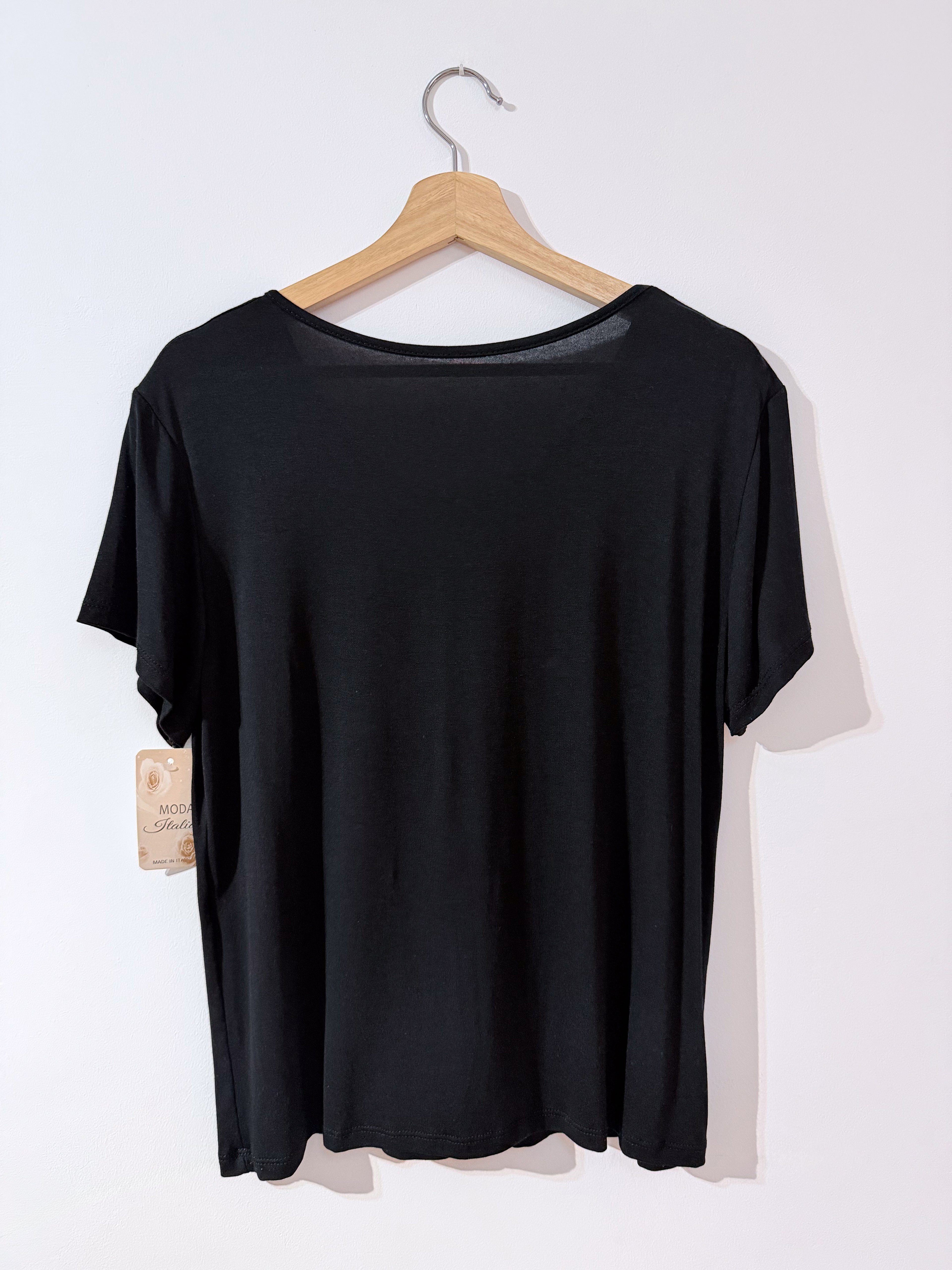 Camiseta básica fluida negra