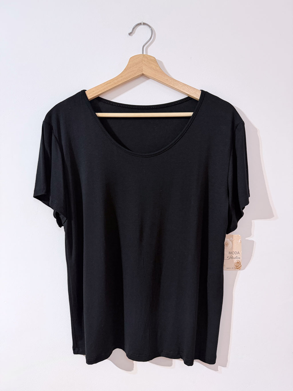 Camiseta básica fluida negra