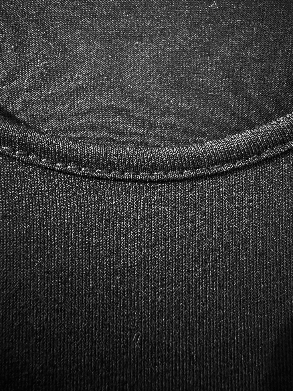 Camiseta básica fluida negra