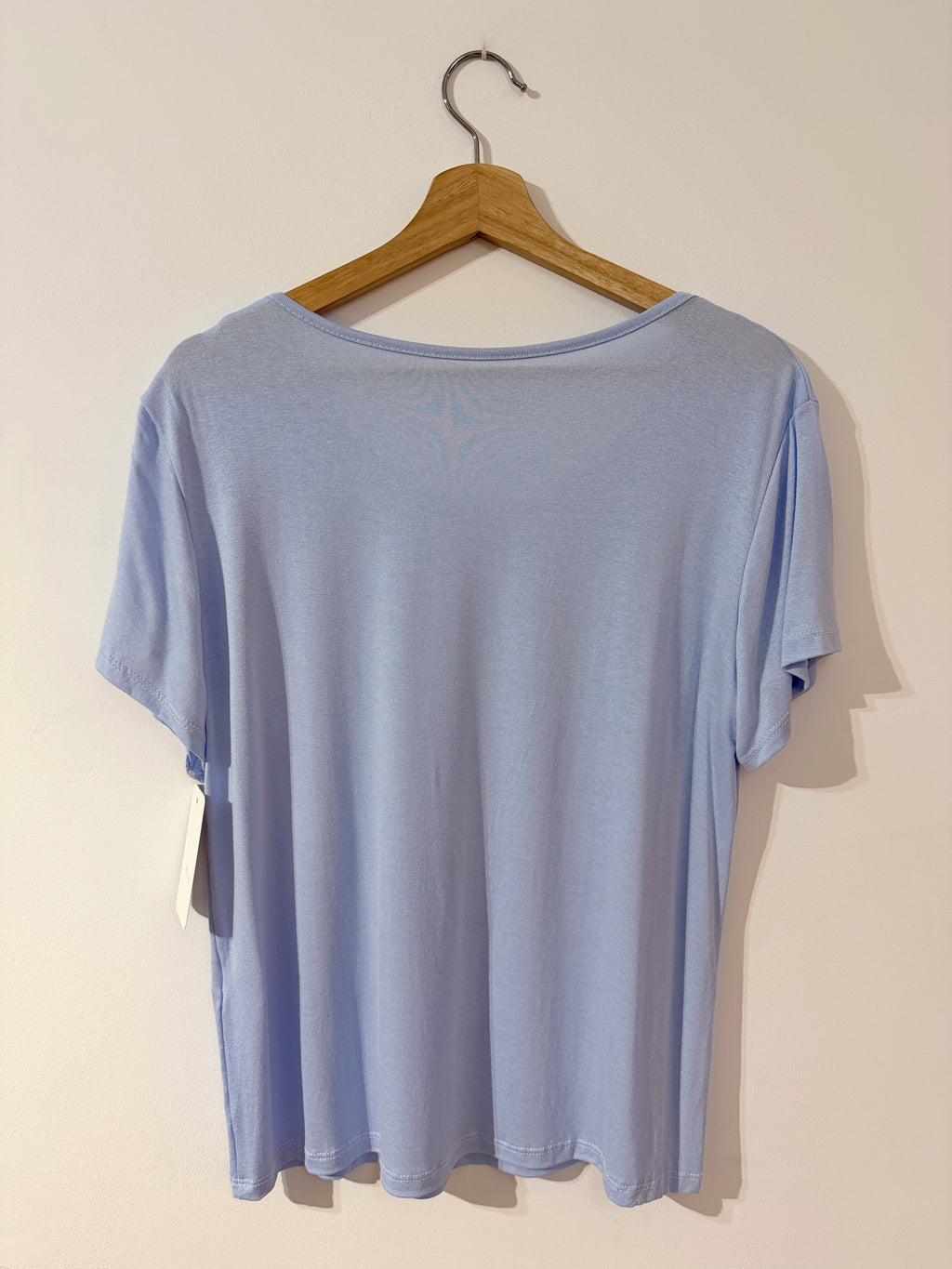 Camiseta básica fluida azul claro