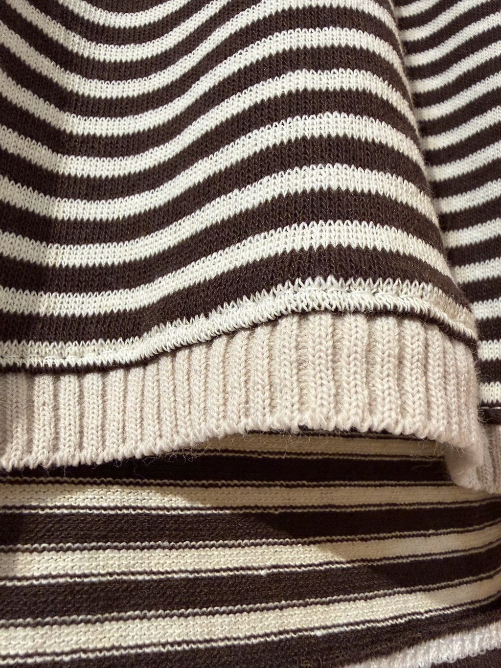 Jersey de rayas marrón y beige