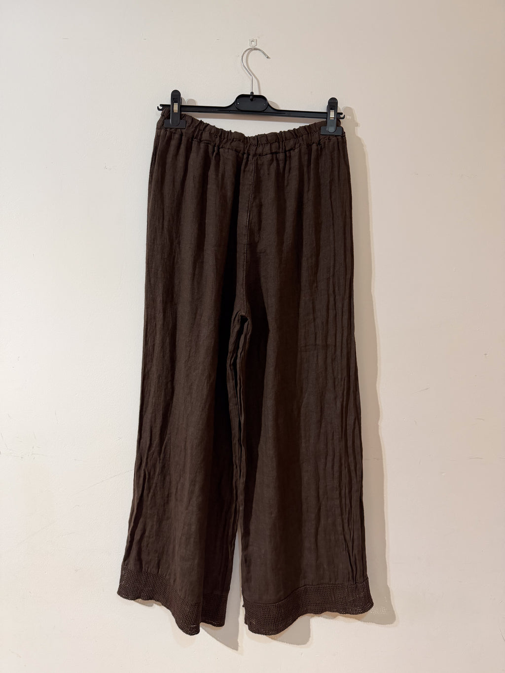 Pantalón de lino marrón