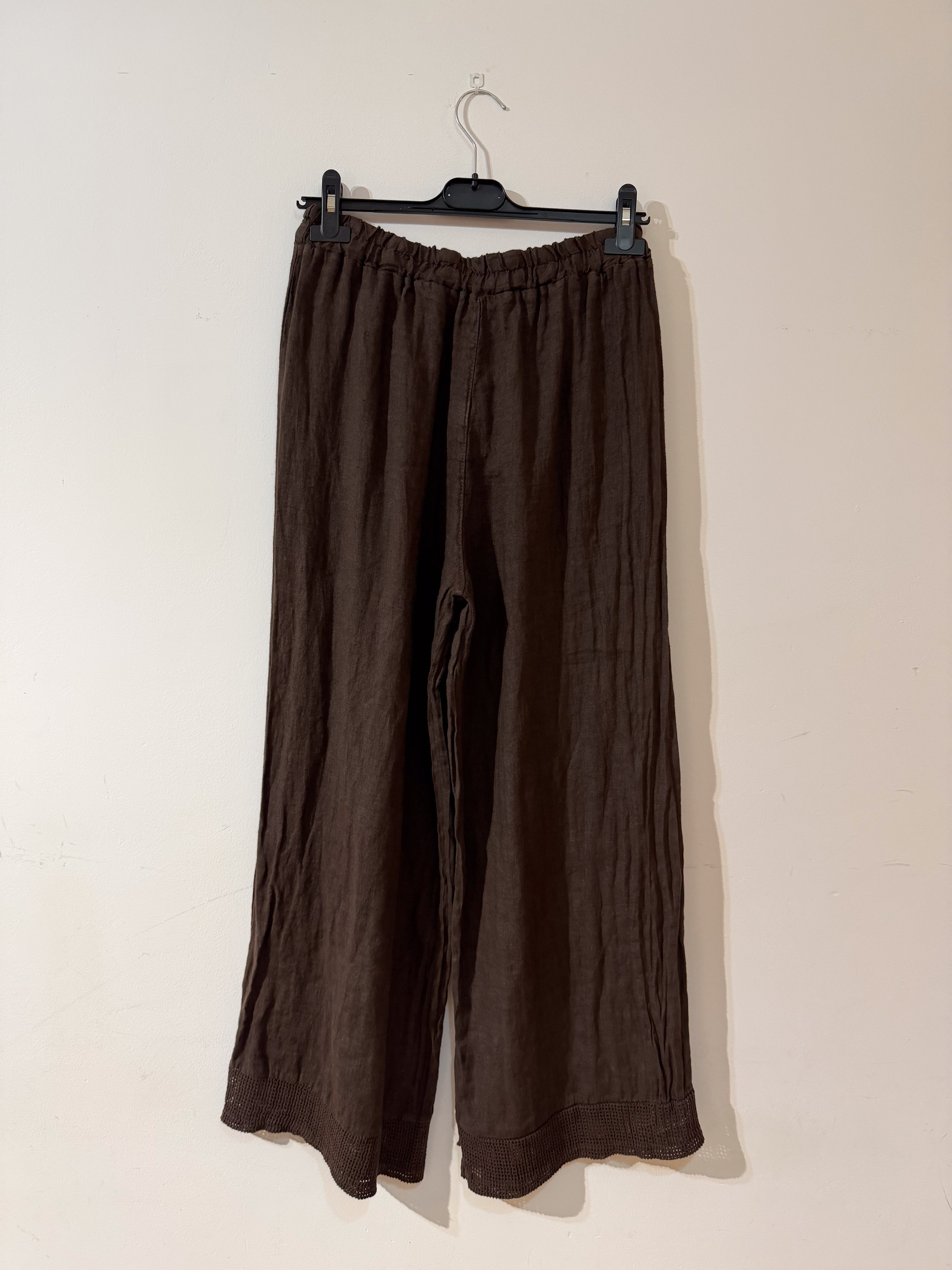 Pantalón de lino marrón